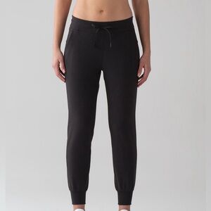 Lululemon On Track Jogger Size 4